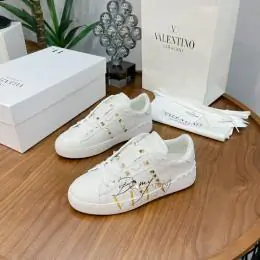 chaussures Valentino decontractees